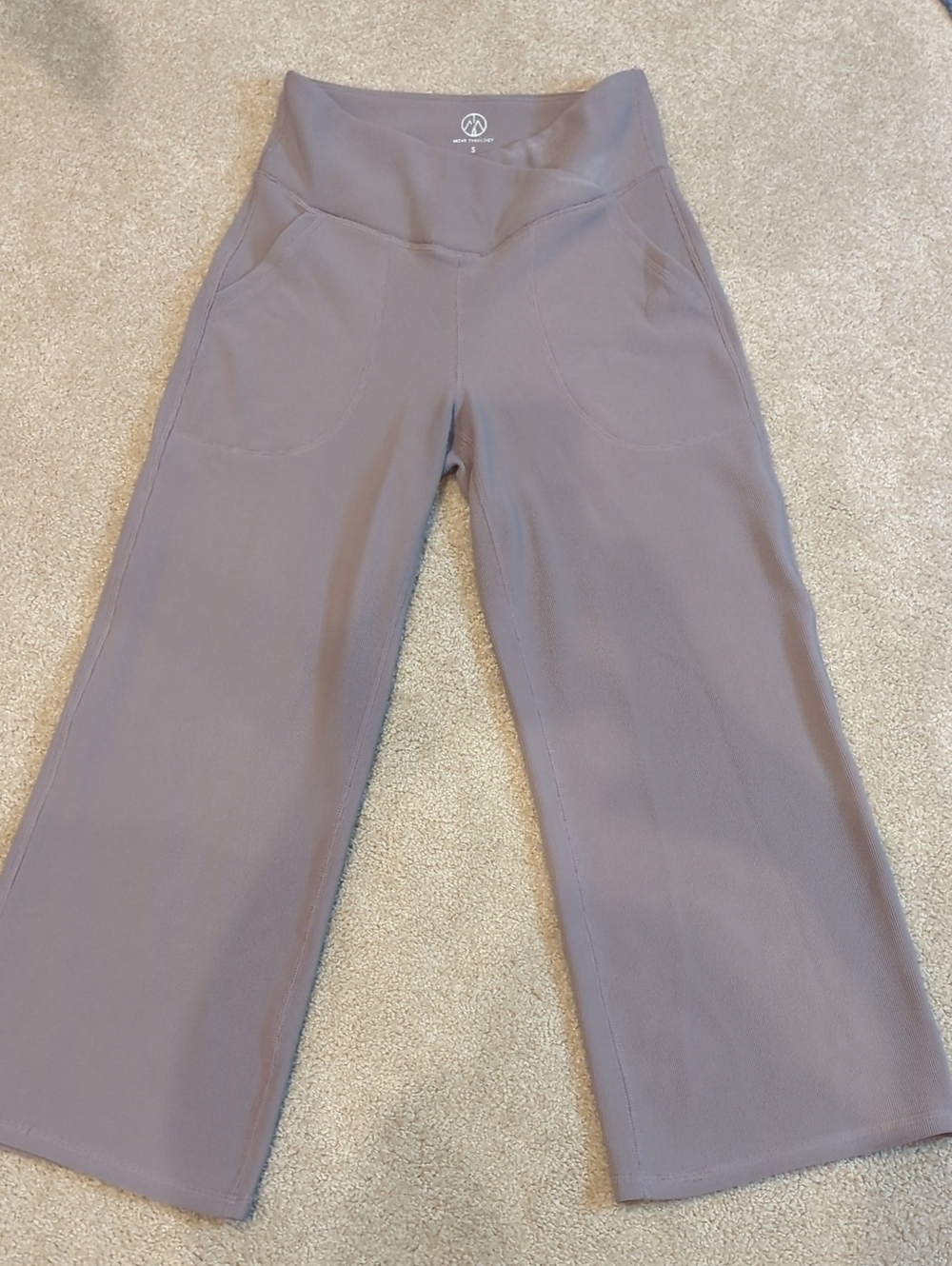 NWOT Women’s High-Rise Crop Wide-Leg Active Pants in Dusty Lavender
